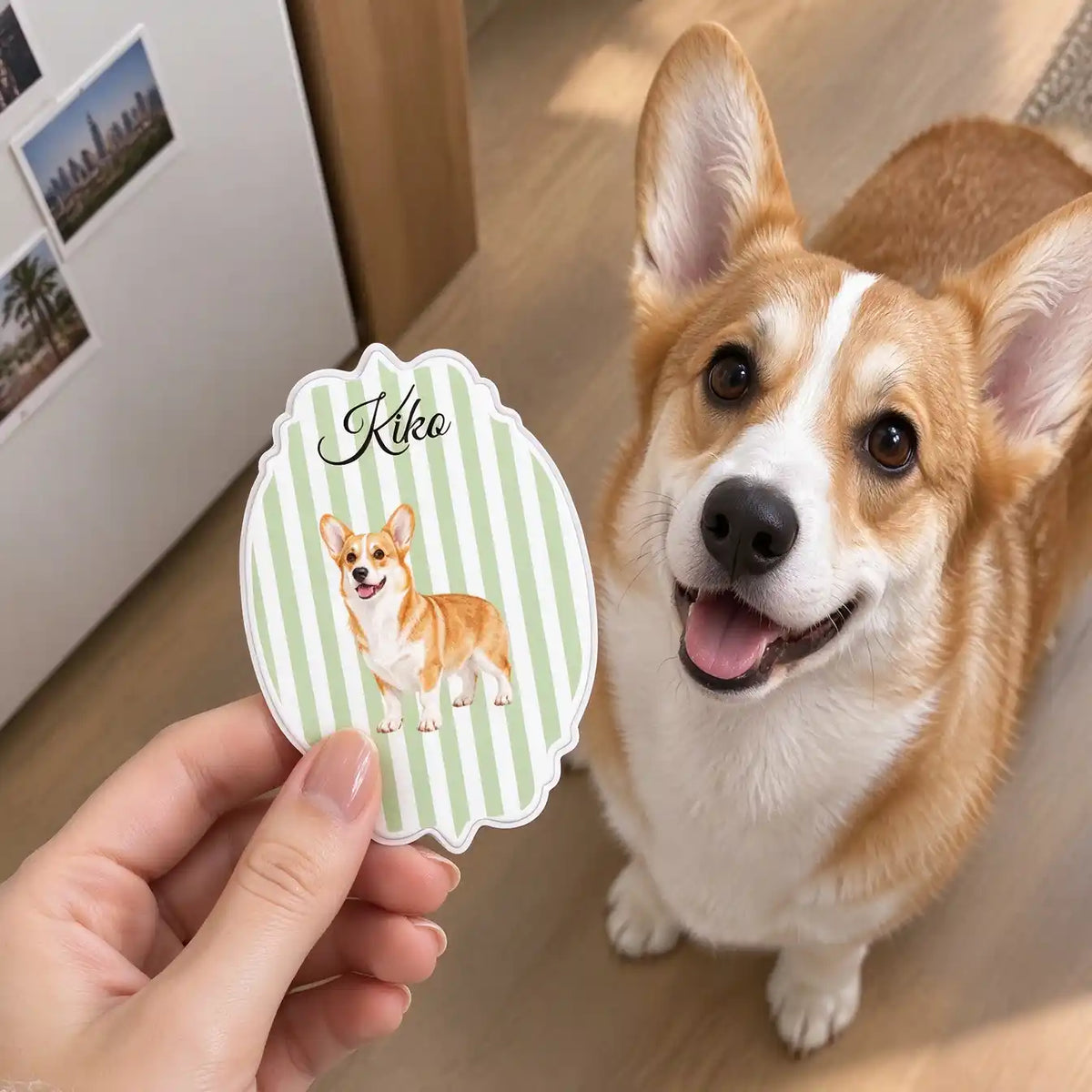 Tus momentos favoritos con foto y nombre sobre un diseño a rayas – Imán personalizado para refrigerador