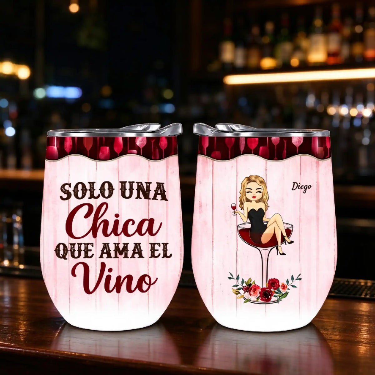 Entre risas y vino, con tu nombre y personaje – Regalo para amantes del vino – Vaso térmico personalizado